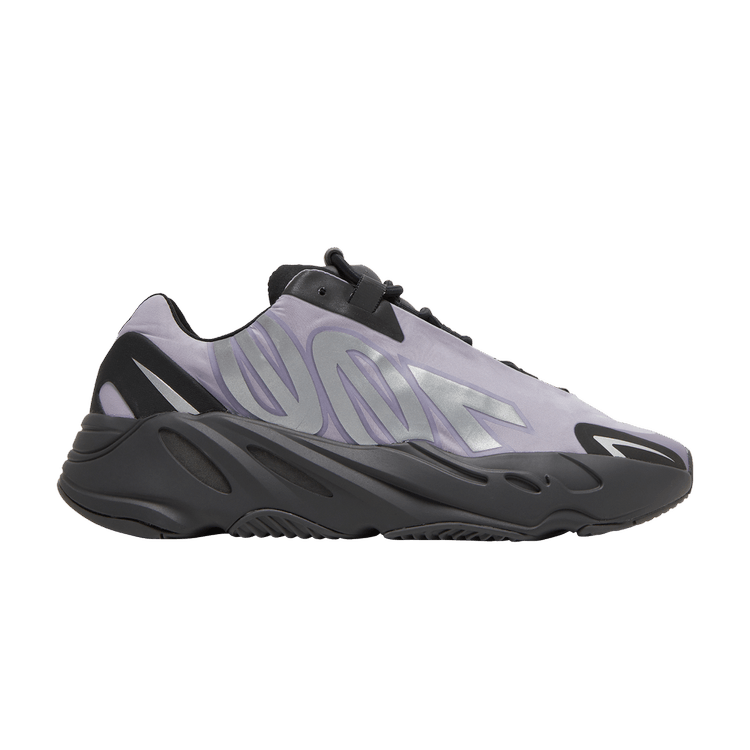 Yeezy Boost 700 MNVN Geode
