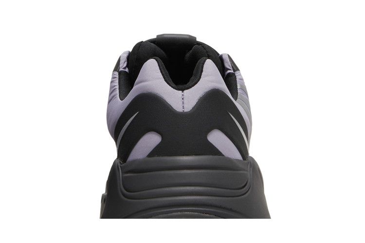 Yeezy Boost 700 MNVN Geode
