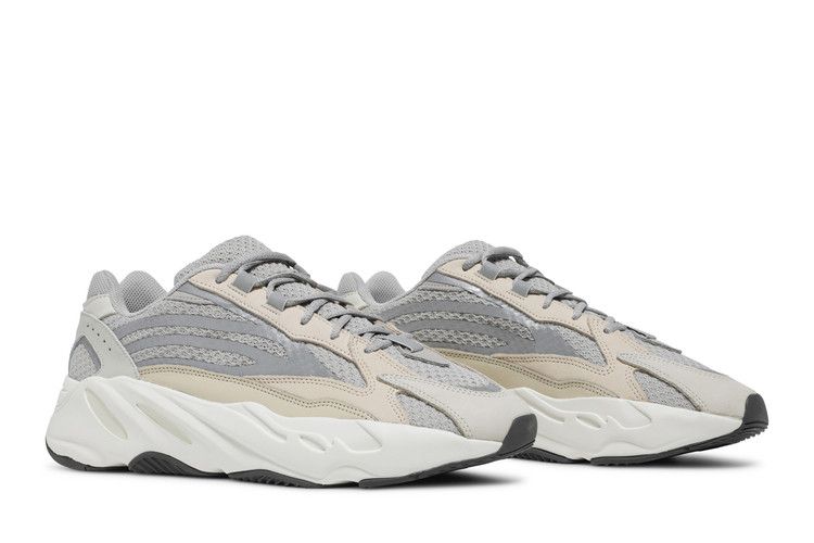 Yeezy Boost 700 V2 Cream