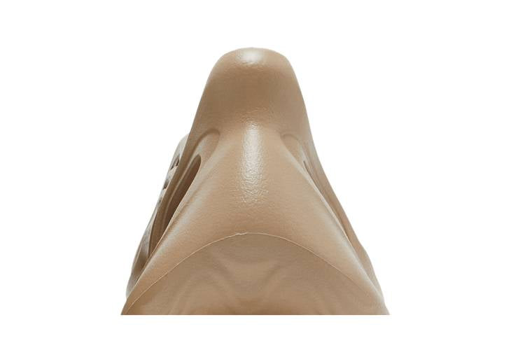 Yeezy Foam RNNR Mist