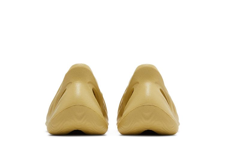 Yeezy Foam RNNR Sulfur (Infants)