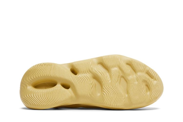 Yeezy Foam RNNR Sulfur (Kids)