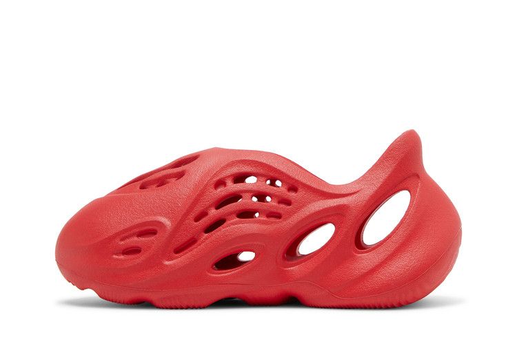 Yeezy Foam RNNR Vermillion (Kids)