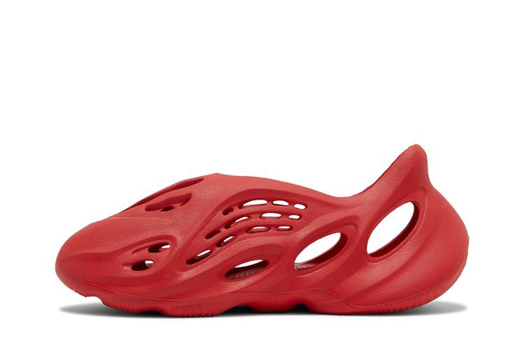 Yeezy Foam RNNR Vermillion