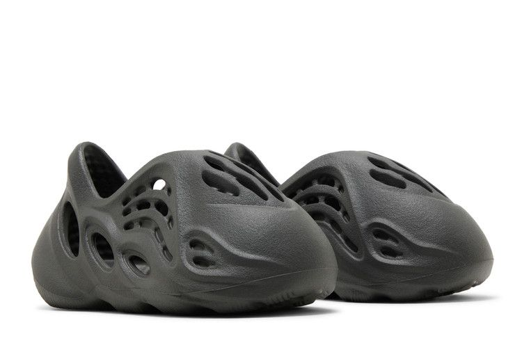 Yeezy Foam RNR Carbon (Infants)