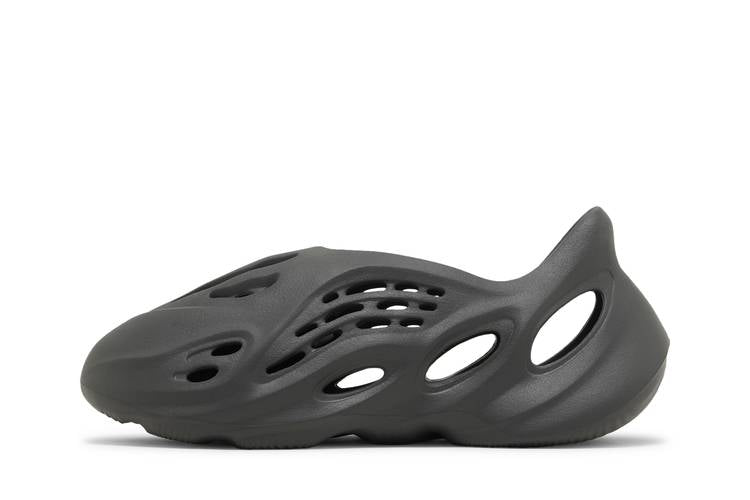Yeezy Foam RNR Carbon