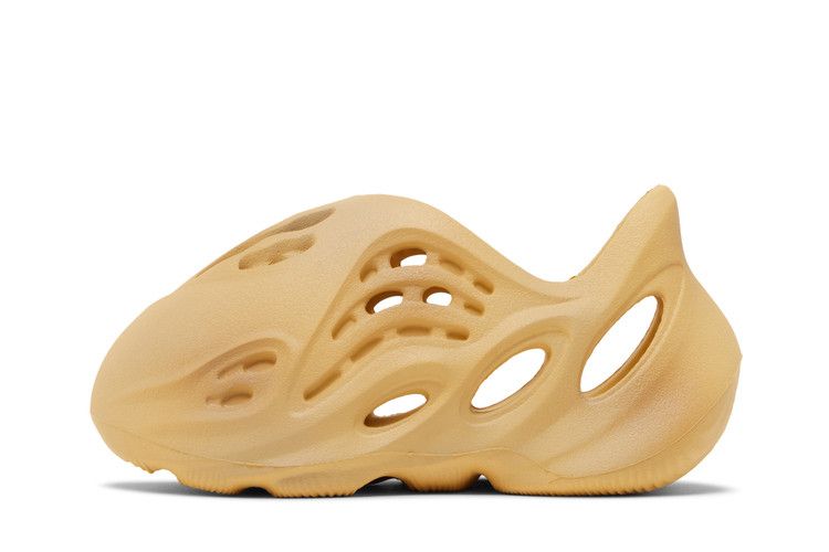 Yeezy Foam RNR Desert Sand (Infants)