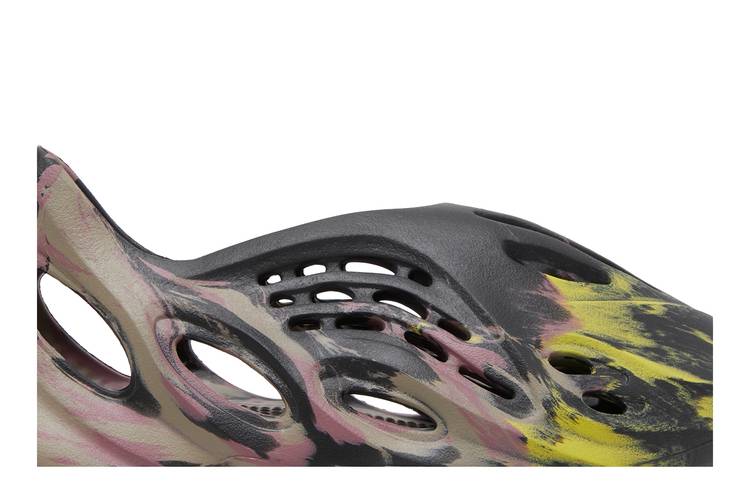 Yeezy Foam RNR MX Carbon