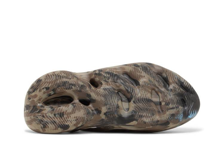 Yeezy Foam RNR MX Cinder