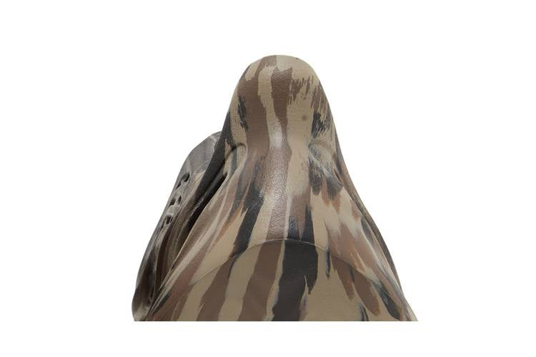 Yeezy Foam RNR MX Cinder