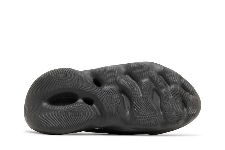 Yeezy Foam RNR Onyx (2022/2024)