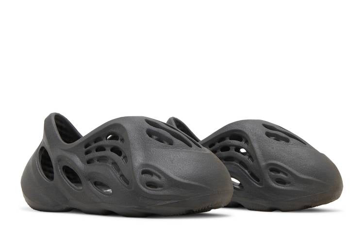 Yeezy Foam RNR Onyx (Kids) (2022/2024)
