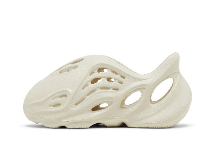 Yeezy Foam RNR Sand (Infants)