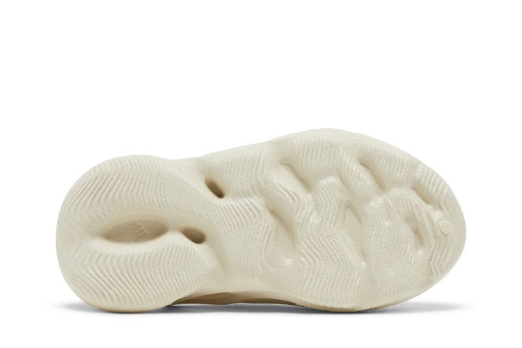 Yeezy Foam RNR Sand (Infants)