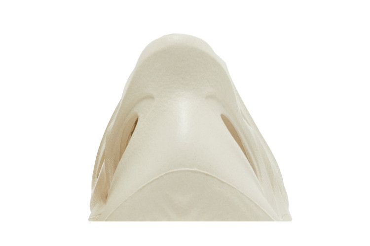 Yeezy Foam RNR Sand (Infants)