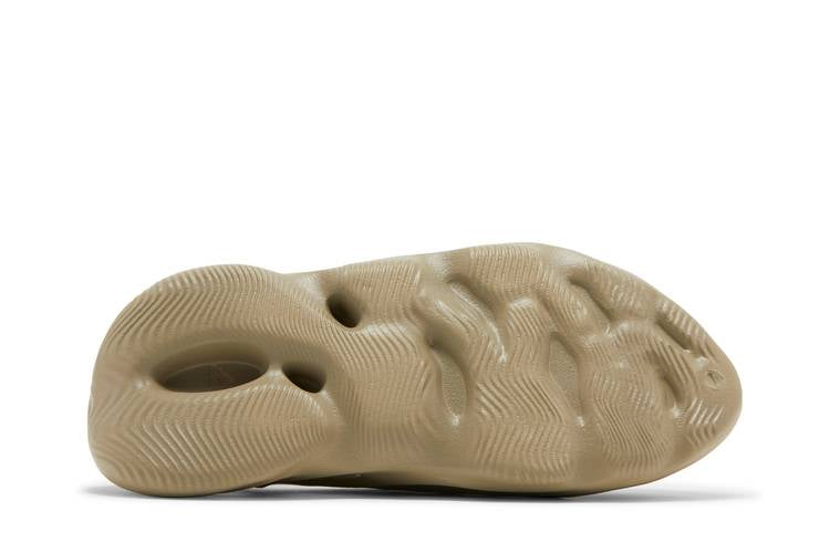 Yeezy Foam RNR Stone Salt