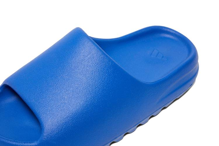 Yeezy Slide Azure