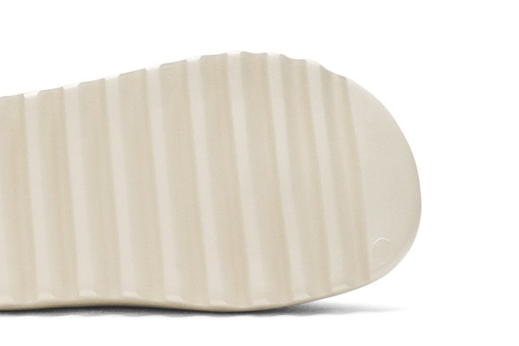 Yeezy Slide Desert Sand (Kids)