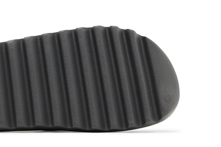 Yeezy Slide Granite