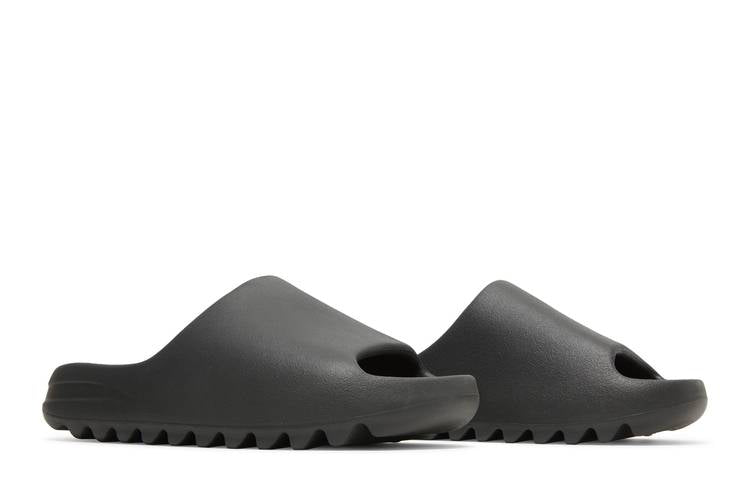 Yeezy Slide Onyx (2022/2023)