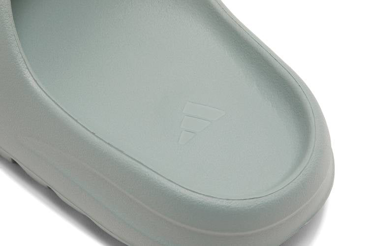 Yeezy Slide Salt