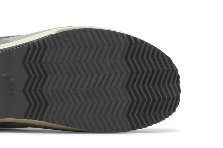 Zoom Cortez SP sacai Iron Grey