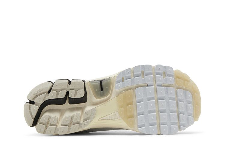 Zoom Vomero 5 Supersonic Light Bone Black